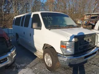 ✅ 2013 Ford Econoline Passenger XL • VIN: 1FBSS3BL2DDA76608 • Lot: 41393919. Wystawiony na IAAI z przebiegiem Nie podano. Bezpłatny archiwum sprzedaży aukcyjnych z USA i szczegółowy raport historii pojazdu na DreamBid. Zdjęcie 1.
