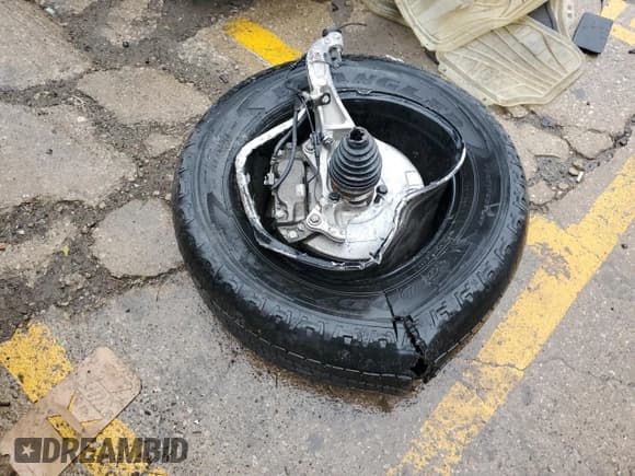 ✅ 2020 Chevrolet Silverado 1500 RST • VIN: 3GCUYEED1LG219021 • Lot: 72765814. Wystawiony na Copart z przebiegiem 45 649 mil. Bezpłatny archiwum sprzedaży aukcyjnych z USA i szczegółowy raport historii pojazdu na DreamBid. Zdjęcie 12.