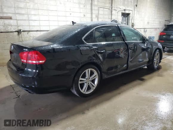 ✅ 2013 Volkswagen Passat SE • VIN: 1VWBM7A30DC004601 • Лот: 58401825. Опубликован ранее на Copart с пробегом Не указан. Бесплатный доступ к архиву аукционных продаж из США и подробный отчёт об истории автомобиля на DreamBid. Изображение 3.