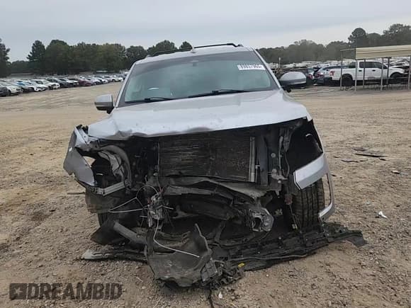 ✅ 2022 Ford Expedition Max XLT • VIN: 1FMJK1HT7NEA32940 • Lot: 89857965. Wystawiony na Copart z przebiegiem Nie podano. Bezpłatny archiwum sprzedaży aukcyjnych z USA i szczegółowy raport historii pojazdu na DreamBid. Zdjęcie 14.