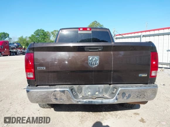 ✅ 2010 Dodge 1500 SLT • VIN: 1D7RB1GP7AS214036 • Lot: 41950566. Wystawiony na IAAI z przebiegiem 156 643 mil. Bezpłatny archiwum sprzedaży aukcyjnych z USA i szczegółowy raport historii pojazdu na DreamBid. Zdjęcie 16.