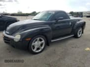 ✅ 2003 Chevrolet SSR LS • VIN: 1GCES14P73B101557 • Лот: 73679984. Опубликован ранее на Copart с пробегом 107 554 миль. Бесплатный доступ к архиву аукционных продаж из США и подробный отчёт об истории автомобиля на DreamBid. Изображение 1.