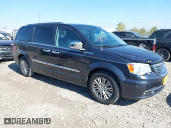✅ 2013 Chrysler Town & Country Touring L • VIN: 2C4RC1CG0DR758090 • Lot: 43426485. Listed on IAAI with 146,528 mi. Free auction sales archive from the USA and detailed vehicle history report at DreamBid. Image 1.