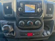 ✅ 2018 Ram ProMaster Cargo • VIN: 3C6TRVNG1JE150222 • Лот: 95761775. Опубликован ранее на Copart с пробегом 146 442 миль. Бесплатный доступ к архиву аукционных продаж из США и подробный отчёт об истории автомобиля на DreamBid. Изображение 9.