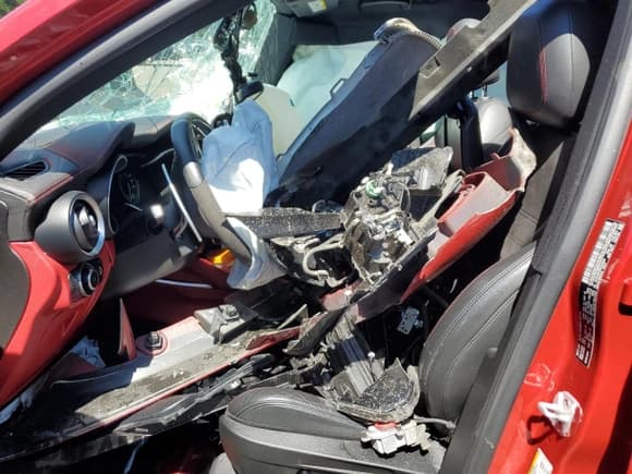 ✅ 2019 Alfa Romeo Stelvio Quadrifoglio • VIN: ZASPAKEV5K7C40044 • Lot: 66304725. Listed on Copart with Not provided. Free auction sales archive from the USA and detailed vehicle history report at DreamBid. Image 7.