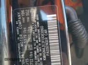 ✅ 2015 Hyundai Genesis 3.8L • VIN: KMHGN4JE3FU083860 • Lot: 81508474. Wystawiony na Copart z przebiegiem 190 892 mil. Bezpłatny archiwum sprzedaży aukcyjnych z USA i szczegółowy raport historii pojazdu na DreamBid. Zdjęcie 13.