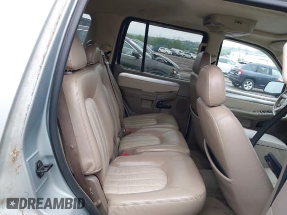 ✅ 2005 Mercury Mountaineer • VIN: 4M2DU86E25ZJ20760 • Лот: 42512014. Опубликован ранее на IAAI с пробегом 120 923 миль. Бесплатный доступ к архиву аукционных продаж из США и подробный отчёт об истории автомобиля на DreamBid. Изображение 8.