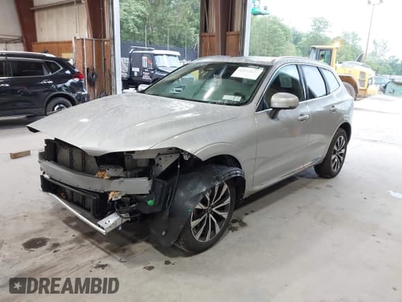 ✅ 2023 Volvo XC60 Plus Bright Theme • VIN: YV4L12RN5P1273490 • Lot: 42844241. Listed on IAAI with 5,305 mi. Free auction sales archive from the USA and detailed vehicle history report at DreamBid. Image 2.
