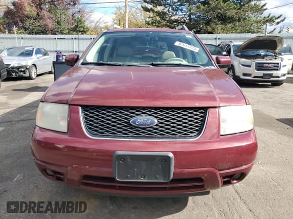 ✅ 2006 Ford Freestyle Limited • VIN: 1FMZK061X6GA04148 • Lot: 82611775. Wystawiony na Copart z przebiegiem 113 595 mil. Bezpłatny archiwum sprzedaży aukcyjnych z USA i szczegółowy raport historii pojazdu na DreamBid. Zdjęcie 5.