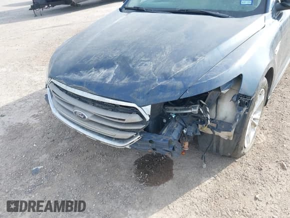 ✅ 2017 Ford Taurus SEL • VIN: 1FAHP2E82HG129455 • Lot: 42052522. Listed on IAAI with 119,339 mi. Free auction sales archive from the USA and detailed vehicle history report at DreamBid. Image 6.