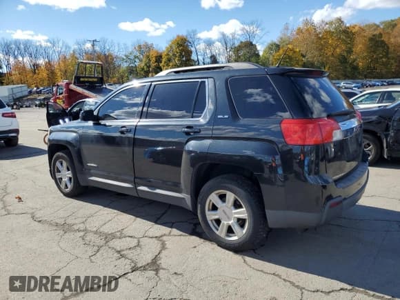 ✅ 2014 GMC Terrain SLE • VIN: 2GKALREK0E6151479 • Lot: 82644885. Wystawiony na Copart z przebiegiem 150 017 mil. Bezpłatny archiwum sprzedaży aukcyjnych z USA i szczegółowy raport historii pojazdu na DreamBid. Zdjęcie 2.