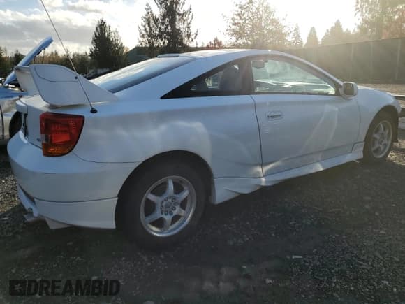 ✅ 2002 Toyota Celica GT • VIN: JTDDR32T220142482 • Lot: 77912724. Listed on Copart with 224,190 mi. Free auction sales archive from the USA and detailed vehicle history report at DreamBid. Image 3.