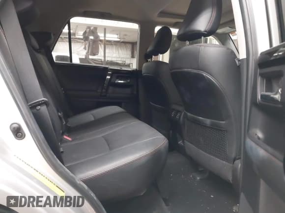 ✅ 2024 Toyota 4Runner TRD Off Road • VIN: JTERU5JR4R6227073 • Лот: 42666050. Опубликован ранее на IAAI с пробегом 29 785 миль. Бесплатный доступ к архиву аукционных продаж из США и подробный отчёт об истории автомобиля на DreamBid. Изображение 8.