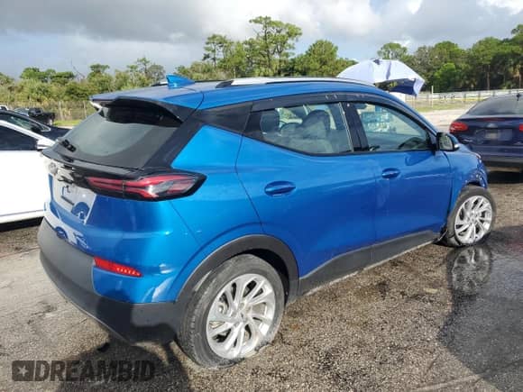 2022 Chevrolet Bolt EUV LT с VIN 1G1FY6S07N4110278, выставлен на аукционе Copart как лот 84026185 с пробегом 16 703 миль миль и Списание • Salvage title. История ставок и продаж доступна на DreamBid. Изображение 3.