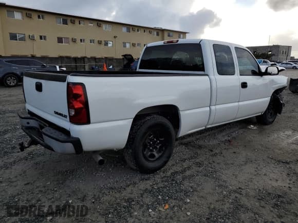 ✅ 2004 Chevrolet Silverado 1500 Work Truck • VIN: 1GCEC19V64E387213 • Лот: 85362264. Опубликован ранее на Copart с пробегом 184 866 миль. Бесплатный доступ к архиву аукционных продаж из США и подробный отчёт об истории автомобиля на DreamBid. Изображение 3.
