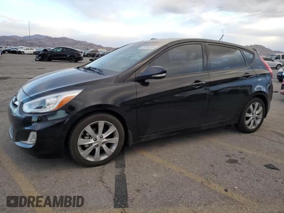 ✅ 2014 Hyundai Accent SE • VIN: KMHCU5AE3EU170423 • Лот: 76746704. Опубликован ранее на Copart с пробегом 104 112 миль. Бесплатный доступ к архиву аукционных продаж из США и подробный отчёт об истории автомобиля на DreamBid. Изображение 1.