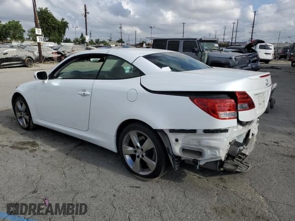 ✅ 2011 Lexus IS 250 C • VIN: JTHFF2C20B2518388 • Lot: 80325815. Wystawiony na Copart z przebiegiem 106 479 mil. Bezpłatny archiwum sprzedaży aukcyjnych z USA i szczegółowy raport historii pojazdu na DreamBid. Zdjęcie 2.