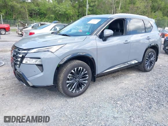 ✅ 2024 Nissan Rogue Platinum • VIN: JN8BT3DD4RW455608 • Lot: 42165723. Listed on IAAI with 4,682 mi. Free auction sales archive from the USA and detailed vehicle history report at DreamBid. Image 2.