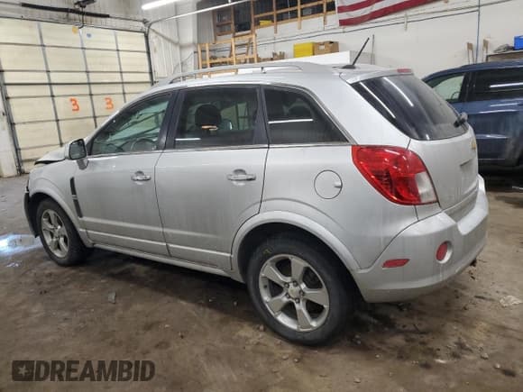 ✅ 2014 Chevrolet Captiva Sport LTZ • VIN: 3GNAL4EK3ES578792 • Lot: 44893175. Wystawiony na Copart z przebiegiem Nie podano. Bezpłatny archiwum sprzedaży aukcyjnych z USA i szczegółowy raport historii pojazdu na DreamBid. Zdjęcie 2.