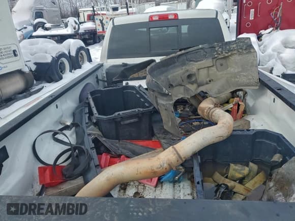 ✅ 2024 Ram 3500 Tradesman • VIN: 3C63RRGL2RG368963 • Лот: 92502355. Опубликован ранее на Copart с пробегом Не указан. Бесплатный доступ к архиву аукционных продаж из США и подробный отчёт об истории автомобиля на DreamBid. Изображение 12.