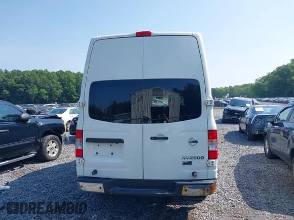✅ 2012 Nissan NV S • VIN: 1N6AF0LY9CN115141 • Лот: 42836495. Опубликован ранее на IAAI с пробегом 137 162 миль. Бесплатный доступ к архиву аукционных продаж из США и подробный отчёт об истории автомобиля на DreamBid. Изображение 16.