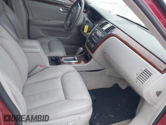 ✅ 2007 Cadillac DTS Luxury II • VIN: 1G6KD57Y27U180271 • Lot: 41342119. Listed on IAAI with 126,794 mi. Free auction sales archive from the USA and detailed vehicle history report at DreamBid. Image 5.