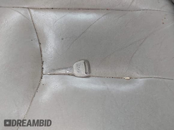 ✅ 2004 GMC Yukon SLT • VIN: 1GKEC13Z04R236425 • Lot: 42487534. Wystawiony na IAAI z przebiegiem 285 094 mil. Bezpłatny archiwum sprzedaży aukcyjnych z USA i szczegółowy raport historii pojazdu na DreamBid. Zdjęcie 11.