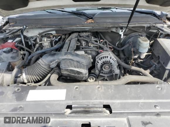 2010 Chevrolet Suburban LT z VIN 1GNUKJE35AR139405, wystawiony jako Copart lot #80348595 z przebiegiem 183 310 mil mil oraz Czysty tytuł • Clean title. Historia ofert i sprzedaży dostępna na DreamBid. Obrazek 12.