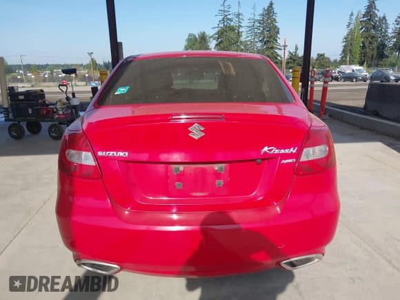 ✅ 2011 Suzuki Kizashi GTS Sport • VIN: JS2RF9A69B6110094 • Лот: 42121549. Опубликован ранее на IAAI с пробегом 65 041 миль. Бесплатный доступ к архиву аукционных продаж из США и подробный отчёт об истории автомобиля на DreamBid. Изображение 16.