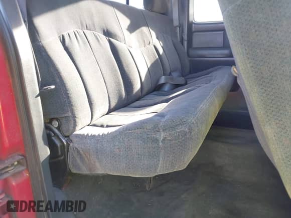 1999 Chevrolet Silverado 1500 LS with VIN 1GCEK19T0XE136967, listed as a IAAI auction lot 43402206 with Not provided miles and . Bid and sale history available at DreamBid. Image 8.