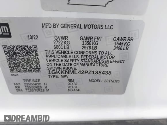 ✅ 2023 GMC Acadia SLT • VIN: 1GKKNML42PZ138438 • Lot: 42530807. Wystawiony na IAAI z przebiegiem 17 916 mil. Bezpłatny archiwum sprzedaży aukcyjnych z USA i szczegółowy raport historii pojazdu na DreamBid. Zdjęcie 9.