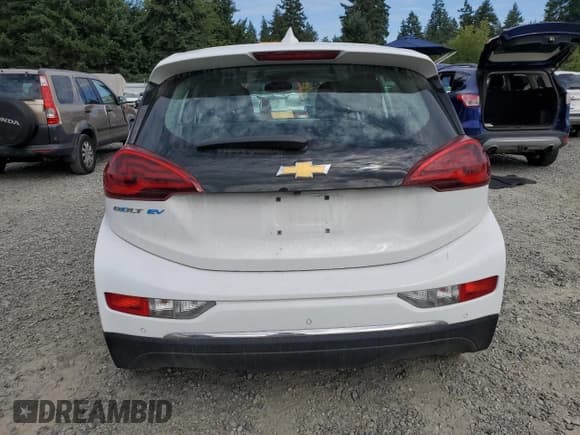 ✅ 2017 Chevrolet Bolt EV LT • VIN: 1G1FW6S00H4172745 • Лот: 68779035. Опубликован ранее на Copart с пробегом 54 896 миль. Бесплатный доступ к архиву аукционных продаж из США и подробный отчёт об истории автомобиля на DreamBid. Изображение 6.
