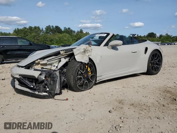 ✅ 2024 Porsche 911 Turbo • VIN: WP0CD2A94RS257996 • Lot: 59261815. Wystawiony na Copart z przebiegiem 2 413 mil. Bezpłatny archiwum sprzedaży aukcyjnych z USA i szczegółowy raport historii pojazdu na DreamBid. Zdjęcie 1.