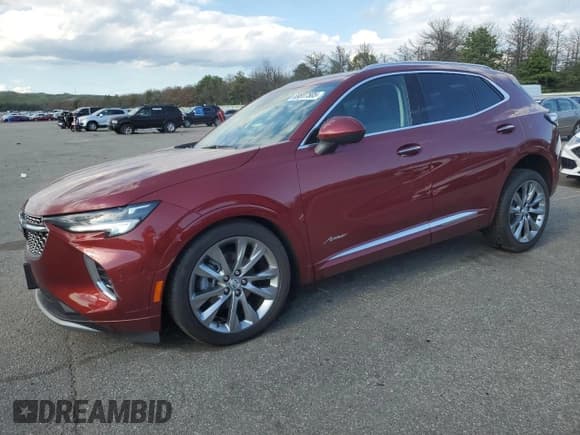 ✅ 2022 Buick Envision Avenir • VIN: LRBFZSR40ND080643 • Lot: 69807505. Wystawiony na Copart z przebiegiem 2 327 mil. Bezpłatny archiwum sprzedaży aukcyjnych z USA i szczegółowy raport historii pojazdu na DreamBid. Zdjęcie 1.