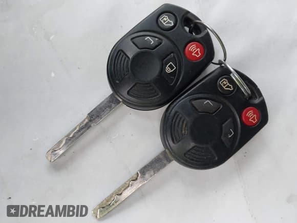 ✅ 2017 Ford Transit XL • VIN: 1FBAX2CM4HKA73127 • Lot: 43785288. Wystawiony na IAAI z przebiegiem 78 165 mil. Bezpłatny archiwum sprzedaży aukcyjnych z USA i szczegółowy raport historii pojazdu na DreamBid. Zdjęcie 11.