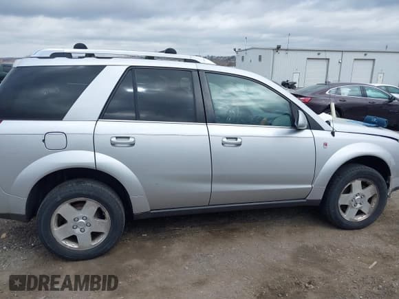 ✅ 2007 Saturn VUE V6 • VIN: 5GZCZ63417S825725 • Lot: 41883551. Wystawiony na IAAI z przebiegiem 165 661 mil. Bezpłatny archiwum sprzedaży aukcyjnych z USA i szczegółowy raport historii pojazdu na DreamBid. Zdjęcie 6.