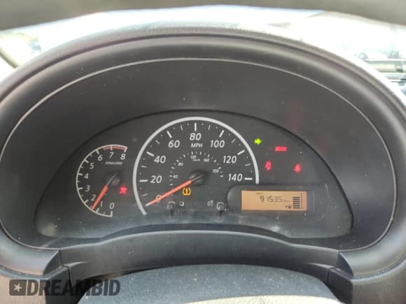 ✅ 2017 Nissan Versa S • VIN: 3N1CN7APXHL825645 • Lot: 86548405. Wystawiony na Copart z przebiegiem 91 535 mil. Bezpłatny archiwum sprzedaży aukcyjnych z USA i szczegółowy raport historii pojazdu na DreamBid. Zdjęcie 9.