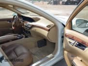 ✅ 2008 Mercedes-Benz S 550 • VIN: WDDNG71X68A192851 • Lot: 42869263. Wystawiony na IAAI z przebiegiem 214 011 mil. Bezpłatny archiwum sprzedaży aukcyjnych z USA i szczegółowy raport historii pojazdu na DreamBid. Zdjęcie 5.