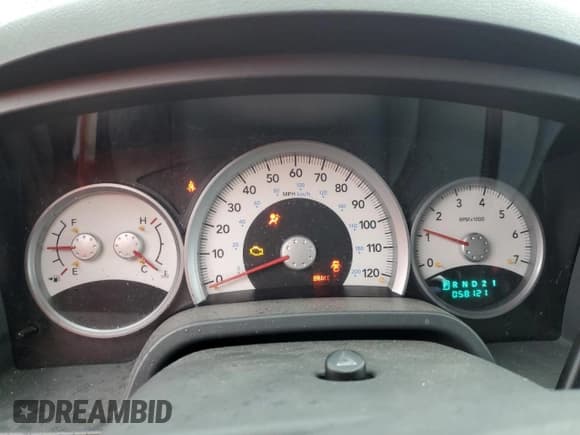 ✅ 2005 Dodge Dakota SLT • VIN: 1D7HW48N85S169211 • Лот: 89708265. Опубликован ранее на Copart с пробегом 58 121 миль. Бесплатный доступ к архиву аукционных продаж из США и подробный отчёт об истории автомобиля на DreamBid. Изображение 9.