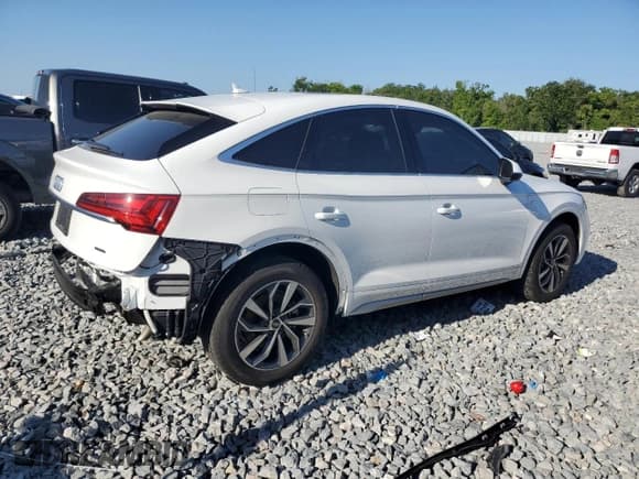 ✅ 2022 Audi Q5 Sportback S line Premium Plus • VIN: WA15AAFY2N2085256 • Lot: 52524905. Listed on Copart with 48,433 mi. Free auction sales archive from the USA and detailed vehicle history report at DreamBid. Image 3.