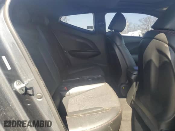 2020 Hyundai Veloster Premium с VIN KMHTG6AF6LU030076, выставлен на аукционе Copart как лот 48789745 с пробегом 92 848 миль миль и Списание • Salvage title. История ставок и продаж доступна на DreamBid. Изображение 10.