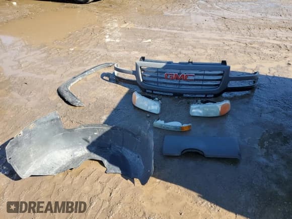 ✅ 2007 GMC Sierra 2500HD Work Truck • VIN: 1GTHK24U47E194759 • Lot: 45700375. Listed on Copart with 270,455 mi. Free auction sales archive from the USA and detailed vehicle history report at DreamBid. Image 12.