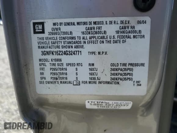 ✅ 2004 Chevrolet Suburban LT • VIN: 3GNFK16Z24G324771 • Лот: 55227025. Опубликован ранее на Copart с пробегом 136 612 миль. Бесплатный доступ к архиву аукционных продаж из США и подробный отчёт об истории автомобиля на DreamBid. Изображение 13.