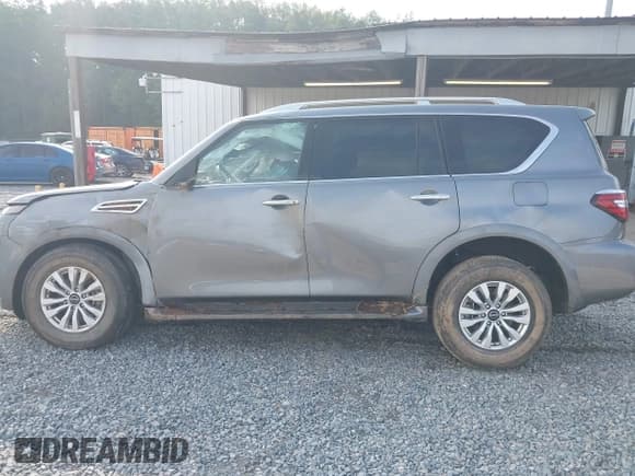 ✅ 2024 Nissan Armada SV • VIN: JN8AY2AC8R9195618 • Лот: 42691383. Опубликован ранее на IAAI с пробегом Не указан. Бесплатный доступ к архиву аукционных продаж из США и подробный отчёт об истории автомобиля на DreamBid. Изображение 15.