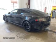 ✅ 2015 Tesla Model S 85D • VIN: 5YJSA1S26FF090484 • Лот: 43100086. Опубликован ранее на IAAI с пробегом 114 366 миль. Бесплатный доступ к архиву аукционных продаж из США и подробный отчёт об истории автомобиля на DreamBid. Изображение 3.