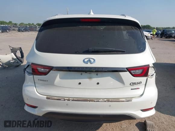 ✅ 2020 Infiniti QX60 Luxe • VIN: 5N1DL0MN7LC525683 • Лот: 42022763. Опубликован ранее на IAAI с пробегом 70 575 миль. Бесплатный доступ к архиву аукционных продаж из США и подробный отчёт об истории автомобиля на DreamBid. Изображение 16.