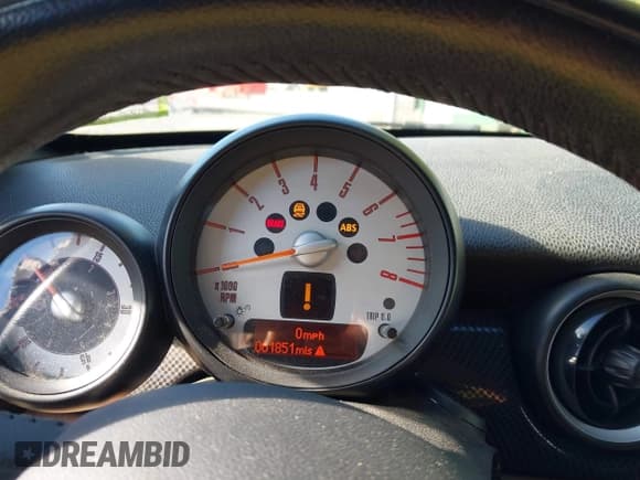 ✅ 2013 MINI Roadster S • VIN: WMWSY3C51DT565871 • Lot: 43398437. Listed on IAAI with 61,851 mi. Free auction sales archive from the USA and detailed vehicle history report at DreamBid. Image 7.