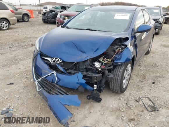 ✅ 2016 Hyundai Elantra SE • VIN: 5NPDH4AE8GH714886 • Lot: 43626076. Listed on IAAI with 120,902 mi. Free auction sales archive from the USA and detailed vehicle history report at DreamBid. Image 6.