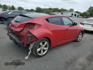 ✅ 2014 Hyundai Veloster • VIN: KMHTC6AD8EU199612 • Lot: 71808324. Wystawiony na Copart z przebiegiem 76 130 mil. Bezpłatny archiwum sprzedaży aukcyjnych z USA i szczegółowy raport historii pojazdu na DreamBid. Zdjęcie 3.