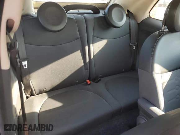 ✅ 2015 FIAT 500 Pop • VIN: 3C3CFFDR5FT678167 • Лот: 68994265. Опубликован ранее на Copart с пробегом 75 673 миль. Бесплатный доступ к архиву аукционных продаж из США и подробный отчёт об истории автомобиля на DreamBid. Изображение 10.